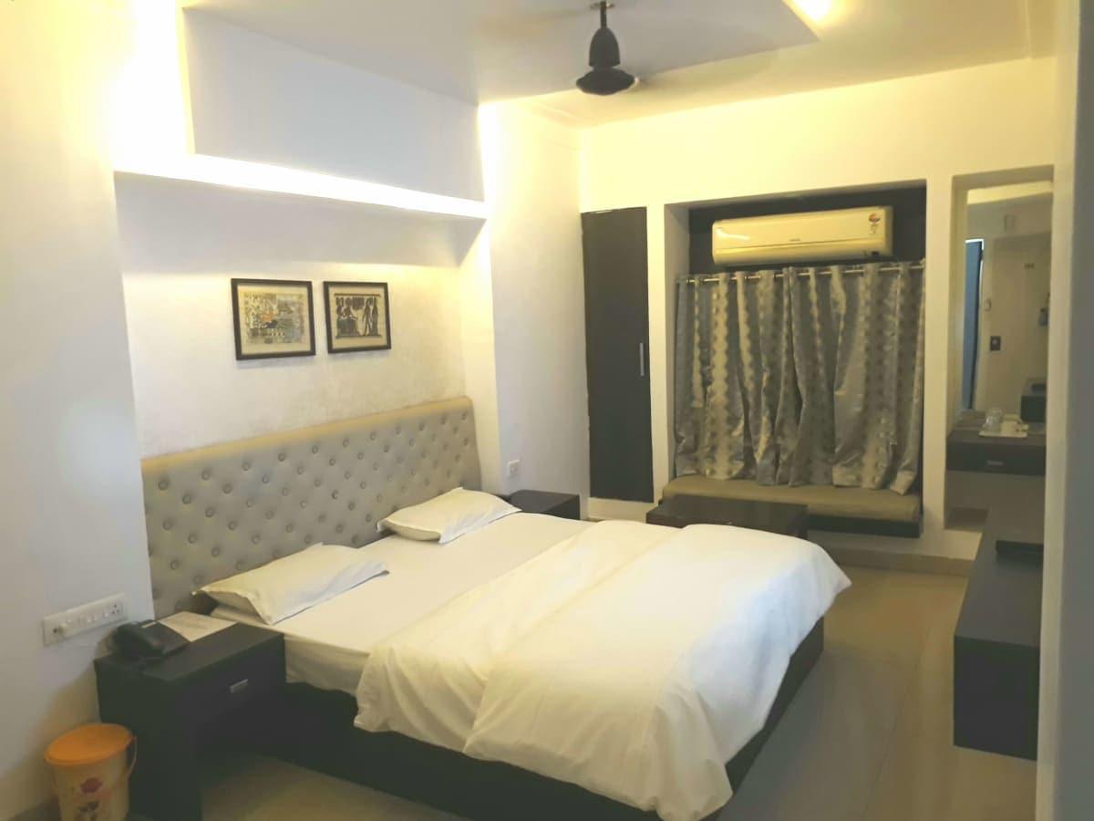 Hotel Paradise Nagpur Exterior foto